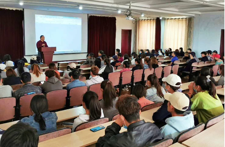 浙江省绍兴市“活力绍兴 智引全球”2020招才引智宣讲组莅临我院宣讲越城区引进高校毕业生就业创业政策